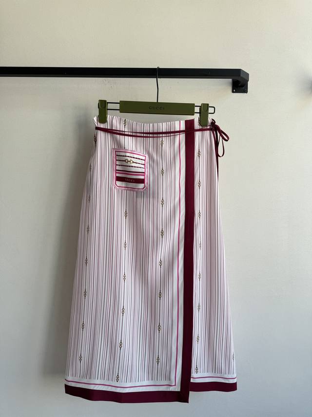 gucc*New Silk Skirt High Quality Version.