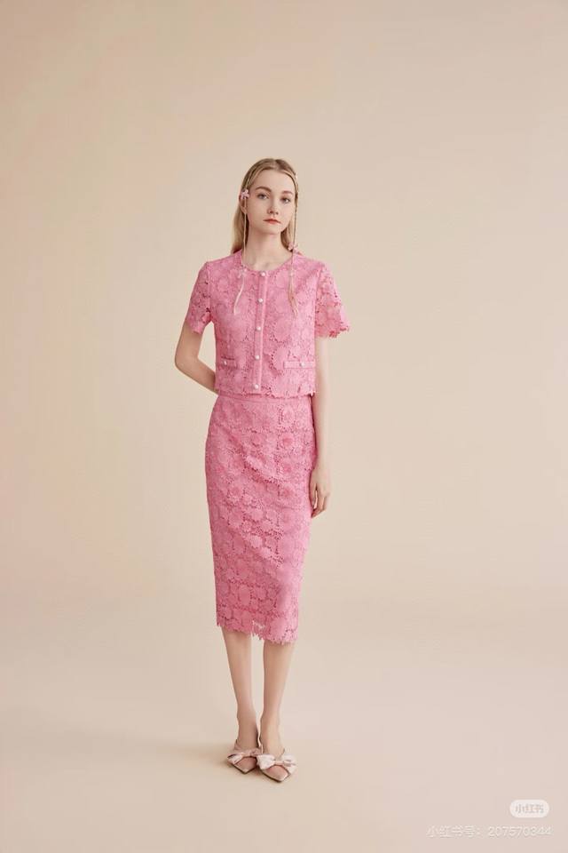 Three-Dimensional Flower Heavy Lace Suit, Worth A Fortune, Whitening And Skin-Fr