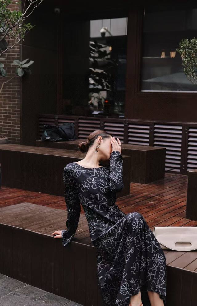 Is Selling More And More. Silk Skirt . Romantic Style Silk Long Skirt. Silk Is S