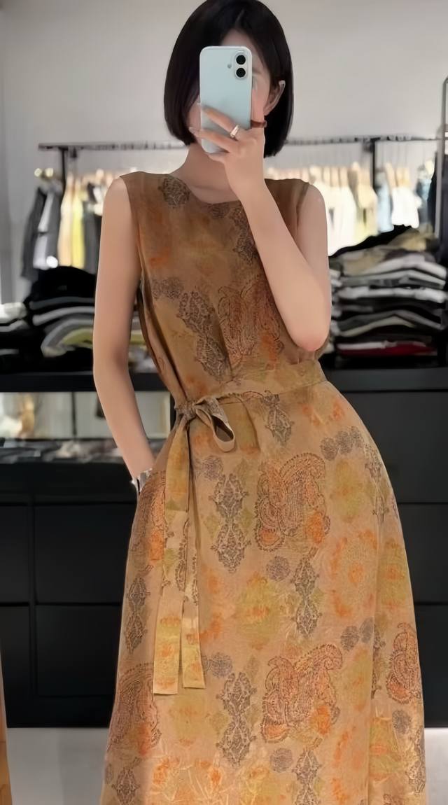 Invincible Hot-Selling High-End Unique Chinese Retro Dress With Belt. The Waist