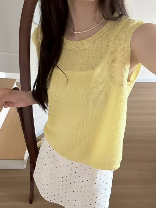 Sleeveless Round Neck Knitted Vest New Thin Breathable Sleeveless Top Trendy One