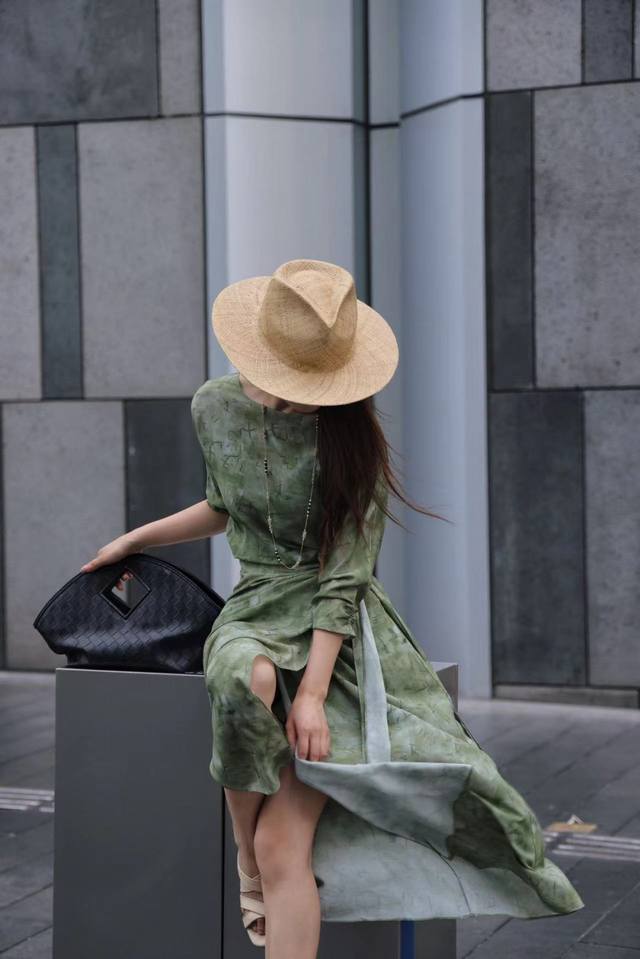 50% Silk Hot-Selling Dress Exclusive Art Original Dress, Interpreting The Cas