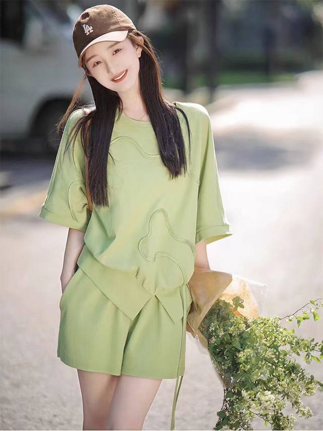 Size Sml-Xl-Xxl Color Green Fabric Polyester Description Temperamental And Fashi