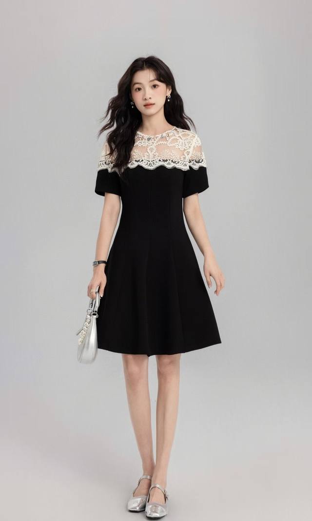 Summer Lace Patchwork Dress Fabric Cotton Polyester. Spandex 84.78.86 Small Size