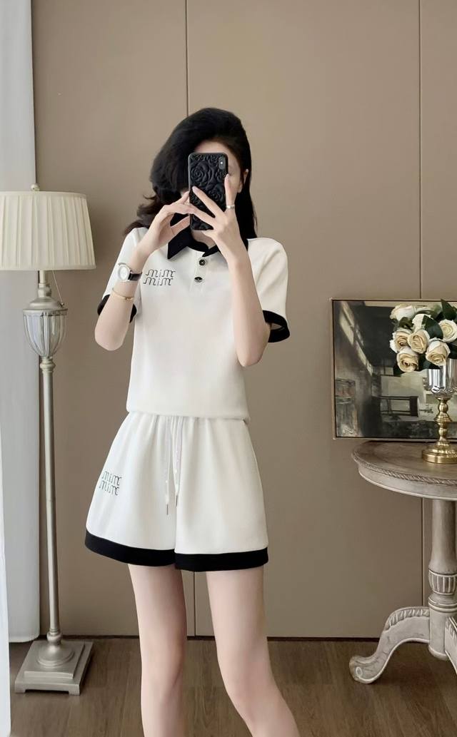 Summer Contrast Color T-Shirt Shorts Suit Fabric Cotton Polyester. Spandex 88.56