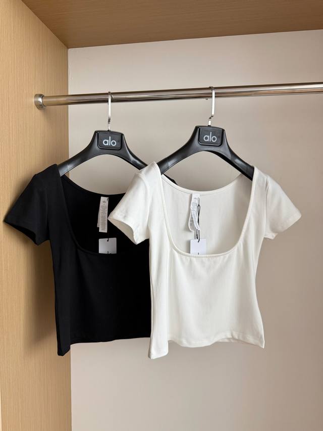 Big U-Neck Short T-Shirt Black And White Classic Two-Color Simple And Advanced B