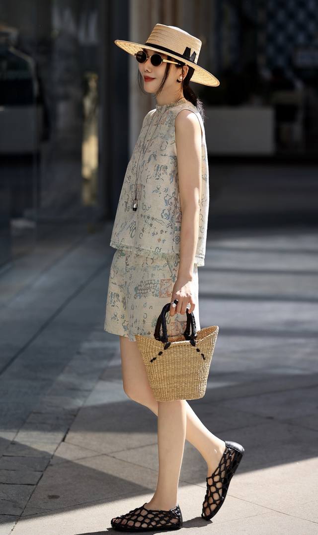Hot Item Is Coming. High-End Unique Chinese Retro Chic Tassel Vest + Shorts Two-