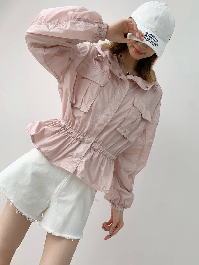 Beige, Pink And Purple Are Available. Emphasizes The Effect Of Tailoring On Body