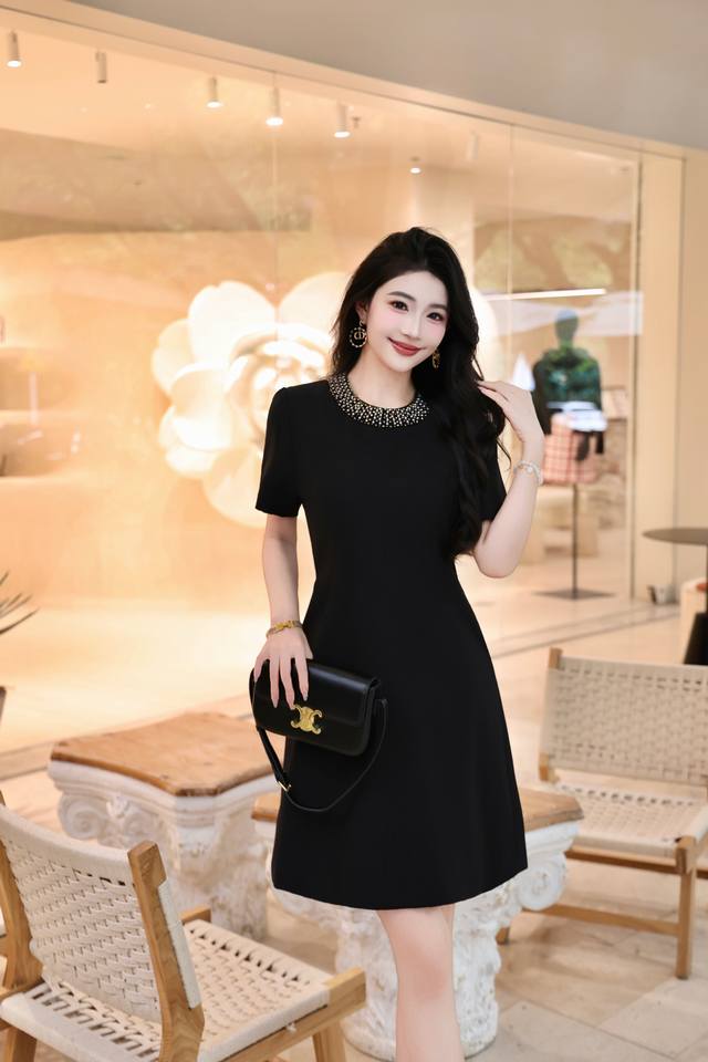Summer New Hot Style Fashion Temperament High-End Heavy Work Neckline Beading Ge