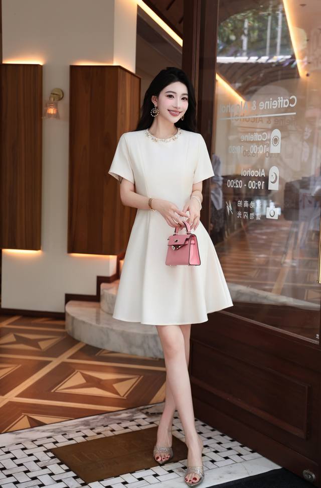 Summer New Hot Style Fashion Temperament High-End Bohemian Style Heavy Work Neck