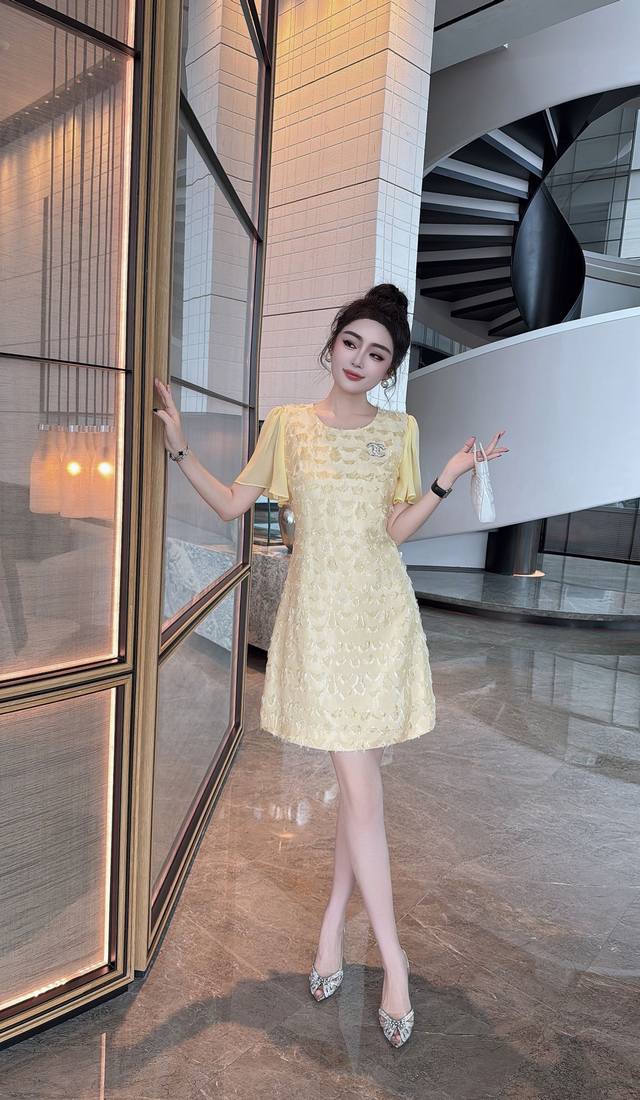 New Summer Thin Style New Chanel Dress With Chiffon Sleeves And Jacquard Fabric,