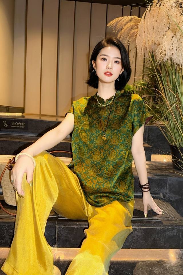 Hot New 100% Silk Xiangyun Yarn Printed Top