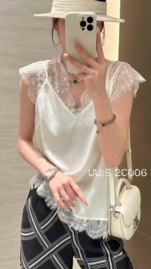 Hot New Item Beautiful, Elegant And Comfortable Wear Inside Or Outside With V-Ne