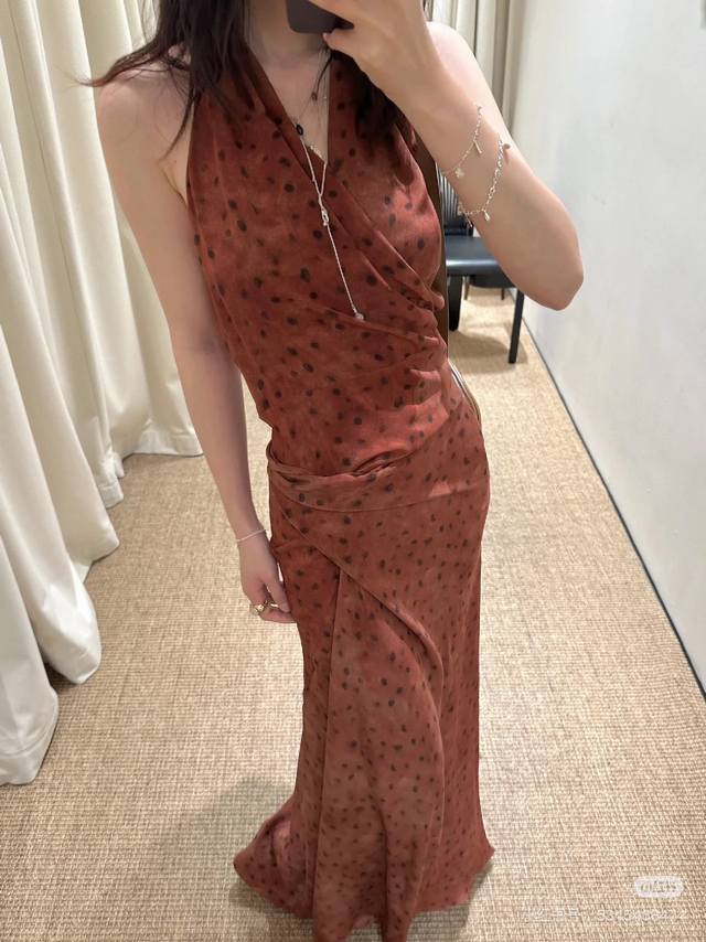 Beautiful Dress The Rw Hits The Market Sleeveless Silk Halter Neck Camisole Smal