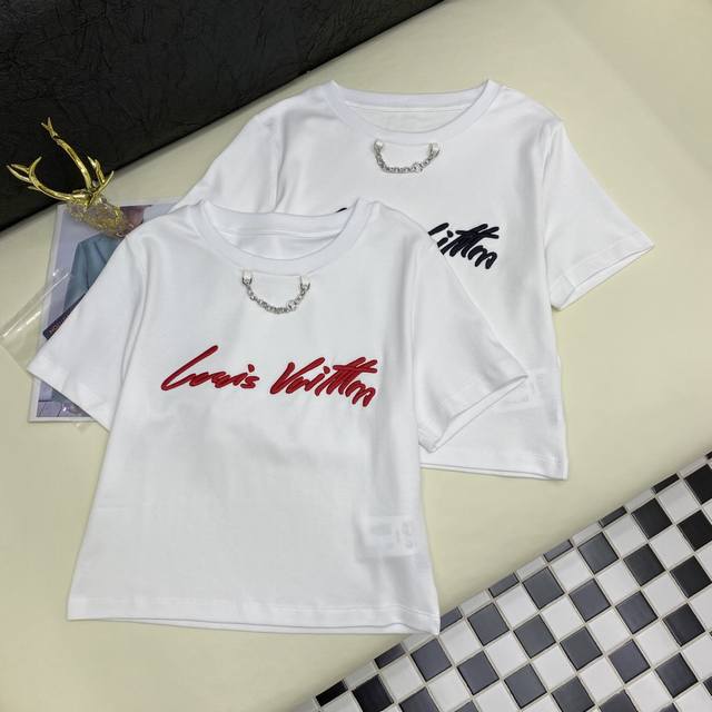 Real Shot Lvv New Spring And Summer Round Neck T-Shirt Made Of Cotton Fabric Wit