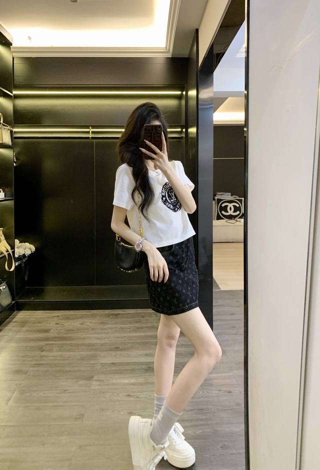 Summer New Fashion Lv Suit Will Look Exquisite And Fashionable With Anything, Si