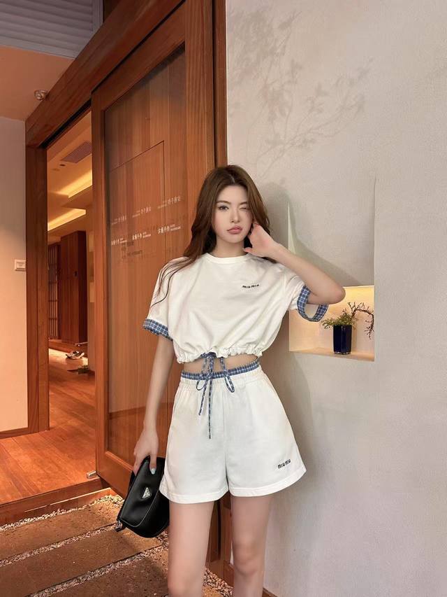 Set Miu* Plaid Short-Sleeved Round Neck Top With Elastic Waist Shorts Set Hem Dr