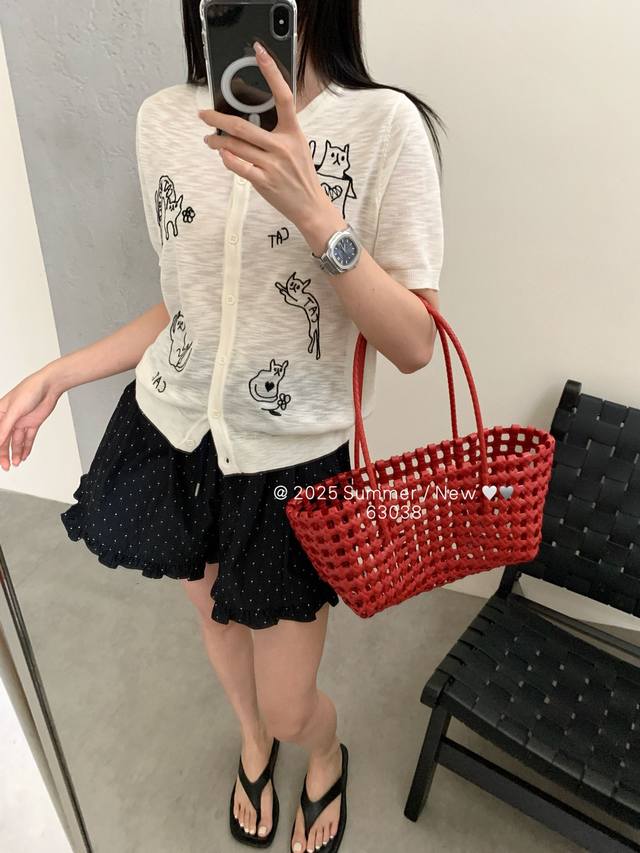 Cartoon Embroidered Short-Sleeved Cardigan