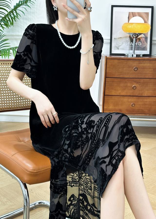 New Light Luxury High-End Black Texture Flocking Burning Loose Round Neck Short-
