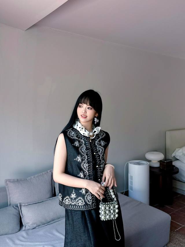 Spring And Summer New Arrivals Silk Xiangyunsha Embroidered Vest S-Xl