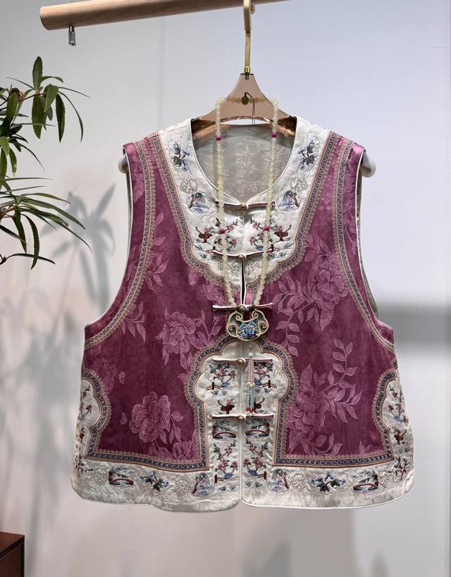 Spring And Summer New Arrivals Silk Xiangyunsha Embroidered Vest S-Xl