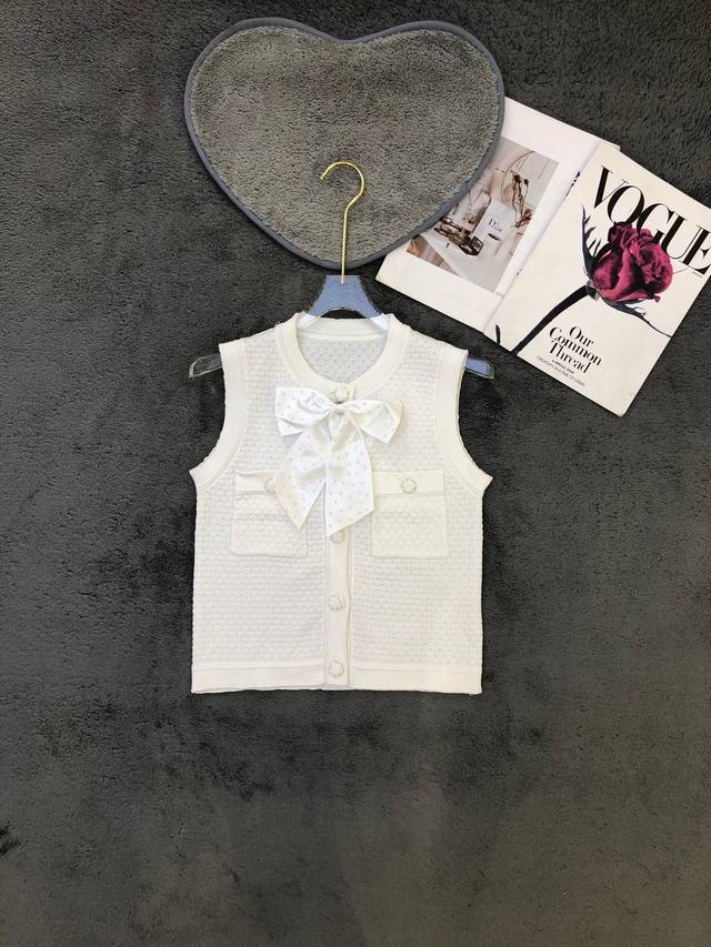 New Chanel Style Beaded Bow Sleeveless Top Sml