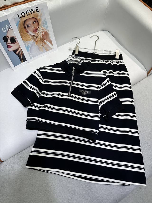 prada* 25Ss New Summer Striped Casual Suit Classic Triangle Brand Decoration