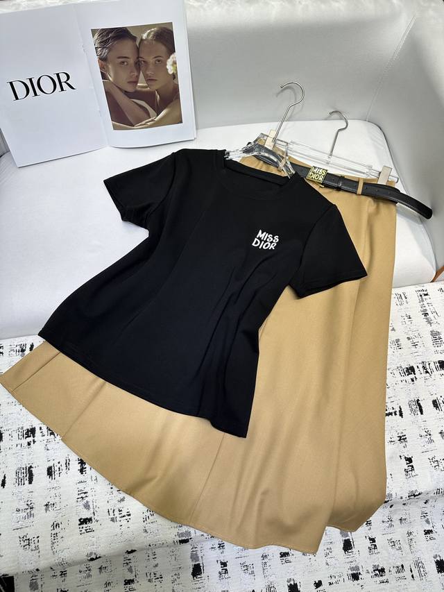dior* 2025 New Round Neck Top + Skirt Set With Letter Embroidery Decoration C