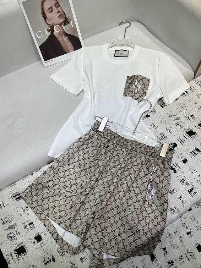 gucc* 25Ss Summer New Printed Shorts + Short-Sleeved T-Shirt Set Pocket Print