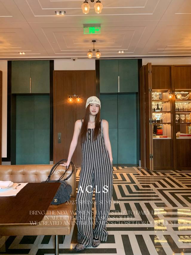 Super Stylish Old Money Style Jumpsuit Hemp Spaghetti Straps Striped Loose Jumps