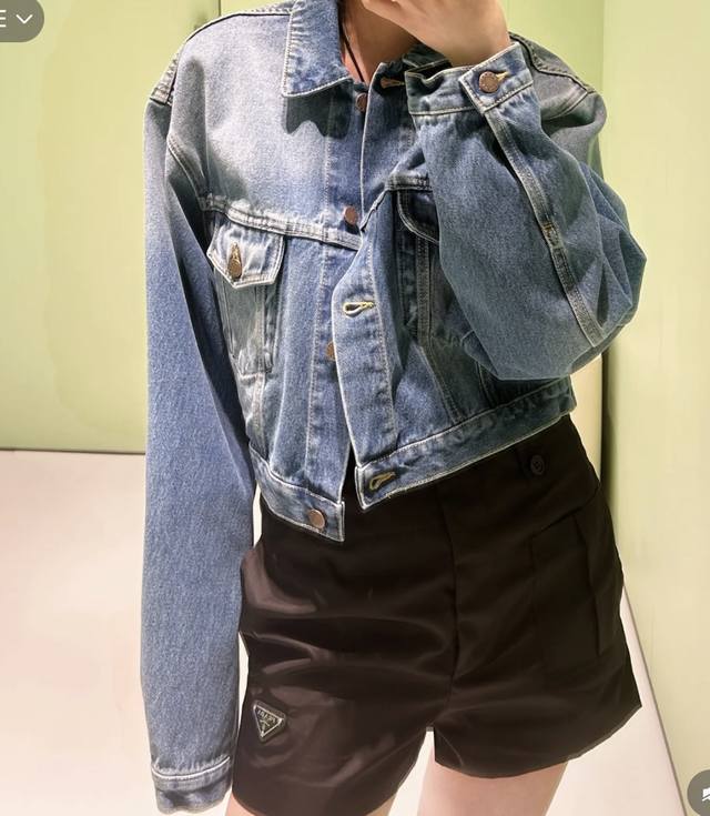 prada25Ss Early Spring New Retro Distressed Denim Jacket Original Development