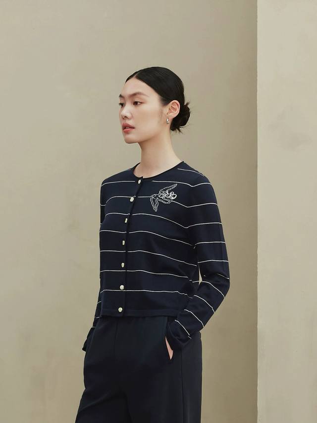 er Seagull Jacquard Cardigan Model Picture