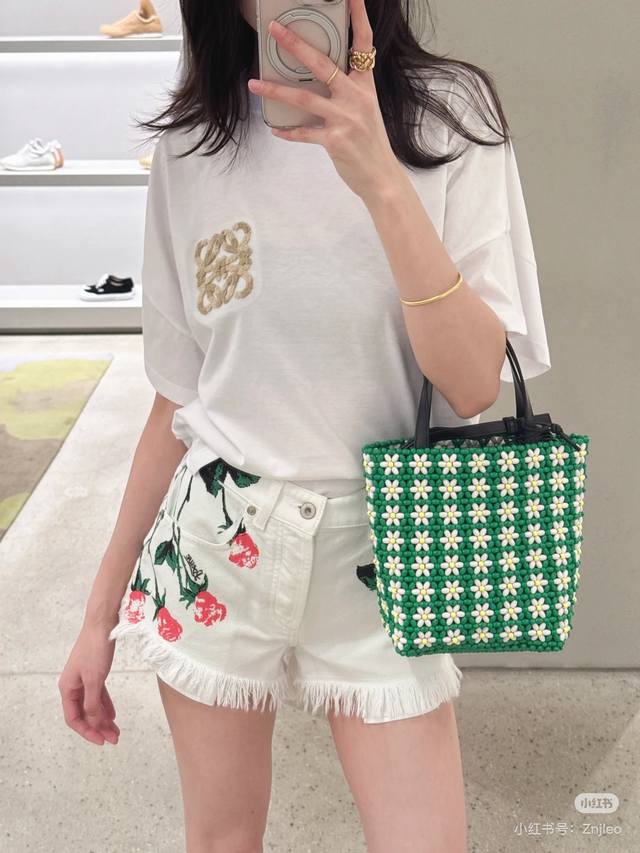 loewe 2025 Spring And Summer New Summer New Creative Interesting Design Highl