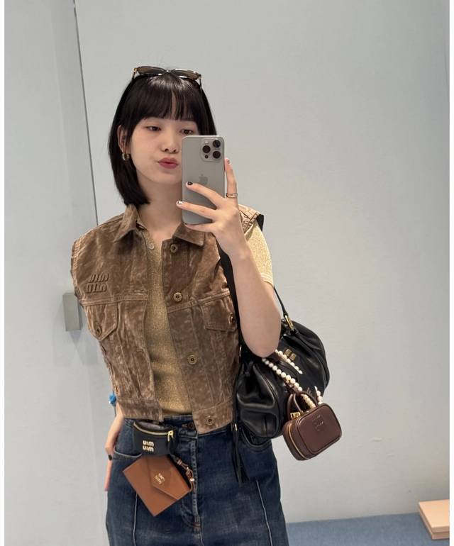 miu25Ss Early Spring Short Zipper Vest Original 1:1 Custom Velvet Denim Fabri