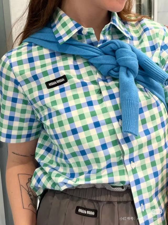 miumi* 25Ss New Spring And Summer Logo Color Block Plaid Short-Sleeved Shirt