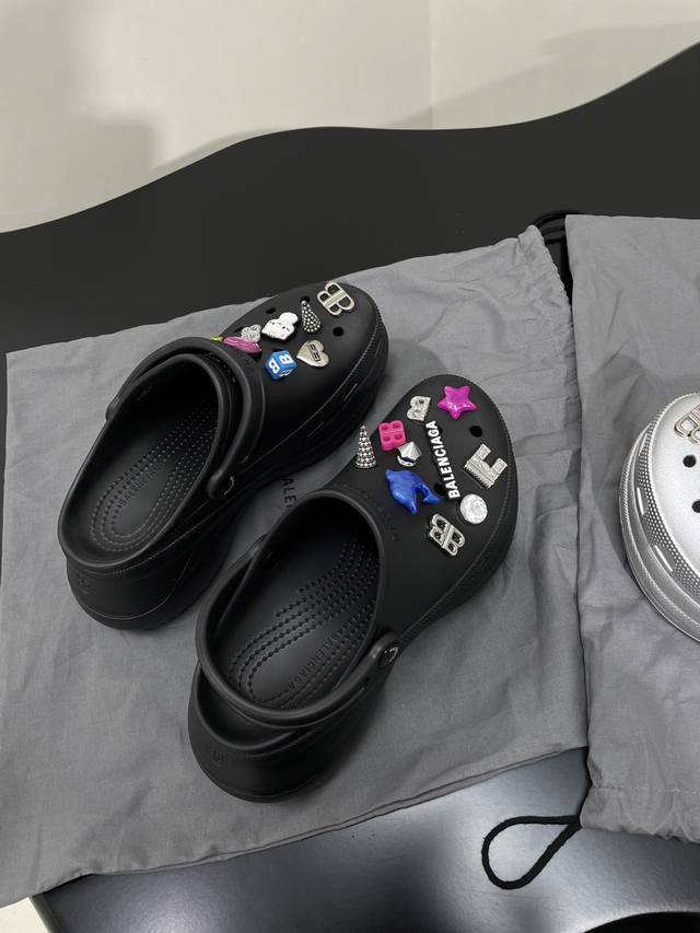 New Crocs Jibbitz Women's Mules Customized Rubber And Plastic Material Exclusive