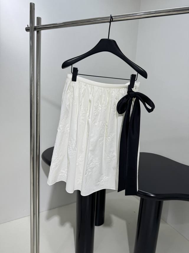 25 New Cotton And Silk Blended Jacquard Skirt Cotton Fabric Contains Mulberry