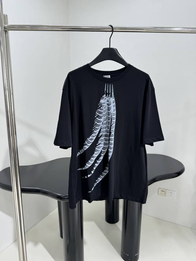 25 New Cotton Printed T-Shirt Made From Soft Cotton Knit Fabric Feather Patte