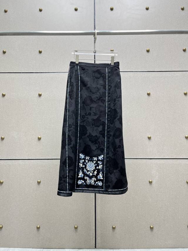 Embroidered Jacquard Chinese Style Horse Skirt Viscose Fabric Waist Adjustable S