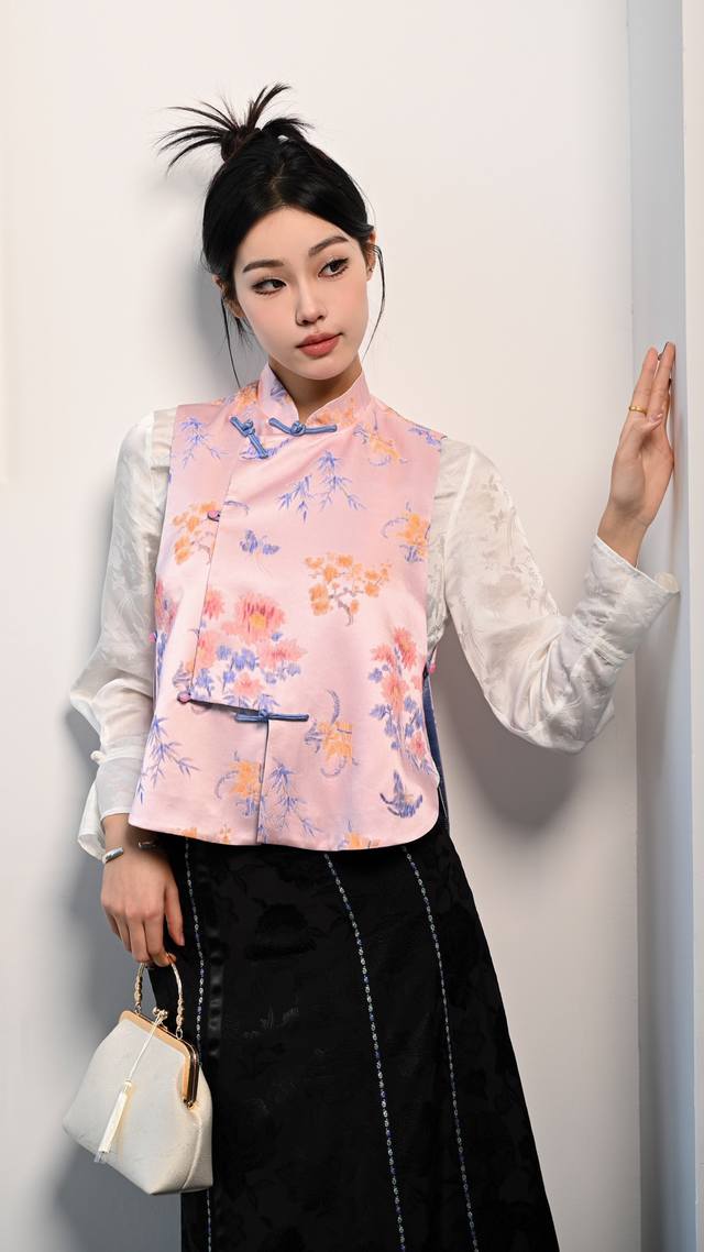 Mulberry Silk Jacquard Chinese Vest Sml