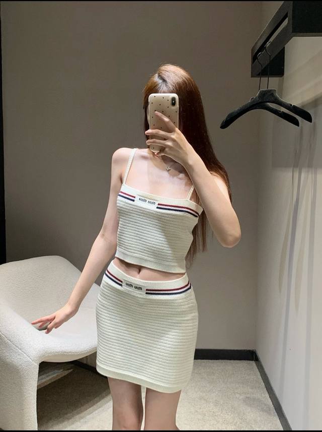 Set New Miu Mi* Chest Letter Logo Embroidery Knitted Suspender Skirt Suit