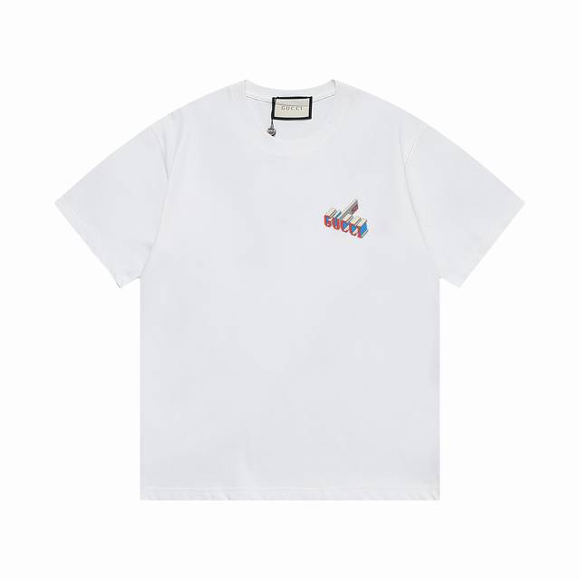 gucci New T-Shirt On Sale Gucci Logo Print Reverse Label Design On The Back 1