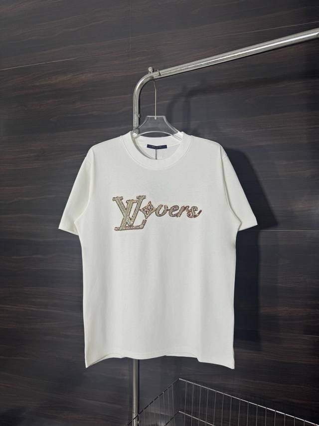 Style No. He245 Louis Vuitton-Lv Chest Beaded Patch Round Neck Short Sleeves The