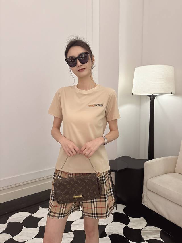 b Home B New Round Neck Short Sleeve T-Shirt Style Number: 62139 Black White