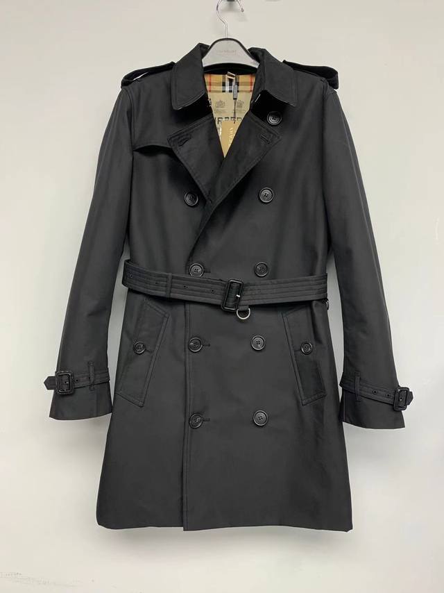 Men's Original Trench Coat From B&Q. Slim Fit. Selected Resin Buttons. Kensingto