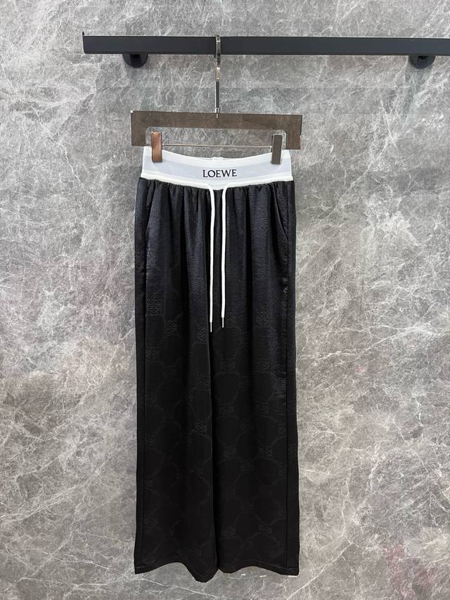 loew* 25Ss Spring And Summer New Satin Logo Embossed Casual Trousers | Exclus