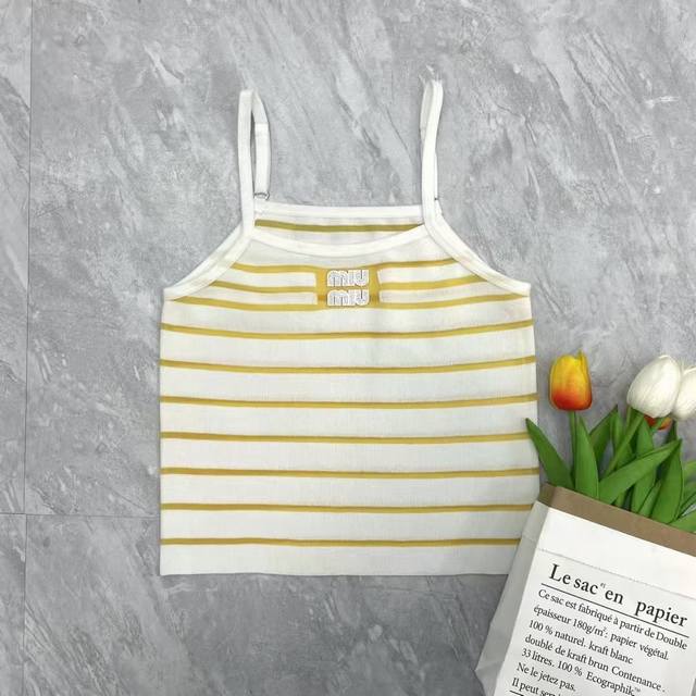 New Style Number C1960 New Knitting Series Size One Size Yuan
