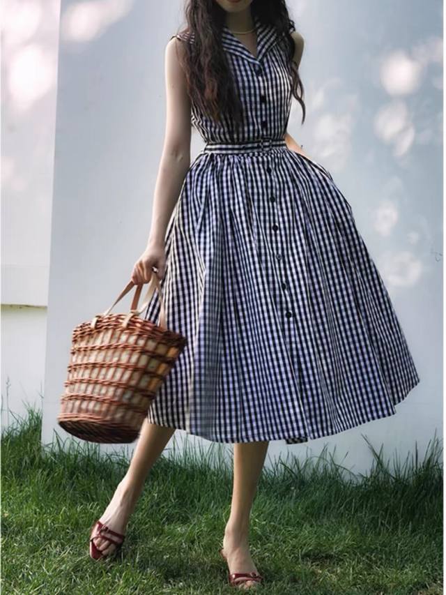 Dress Customer-Supplied Fabric High-Density Wrinkle-Resistant Retro Style V-Neck