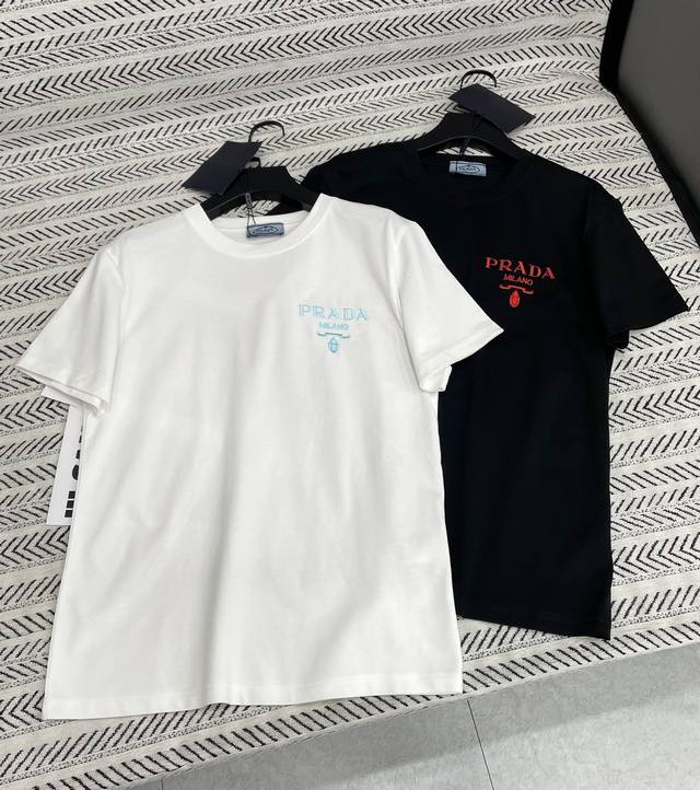 25Ss New Style For Early Spring Prada Simple Embroidered Logo Letters All-Mat