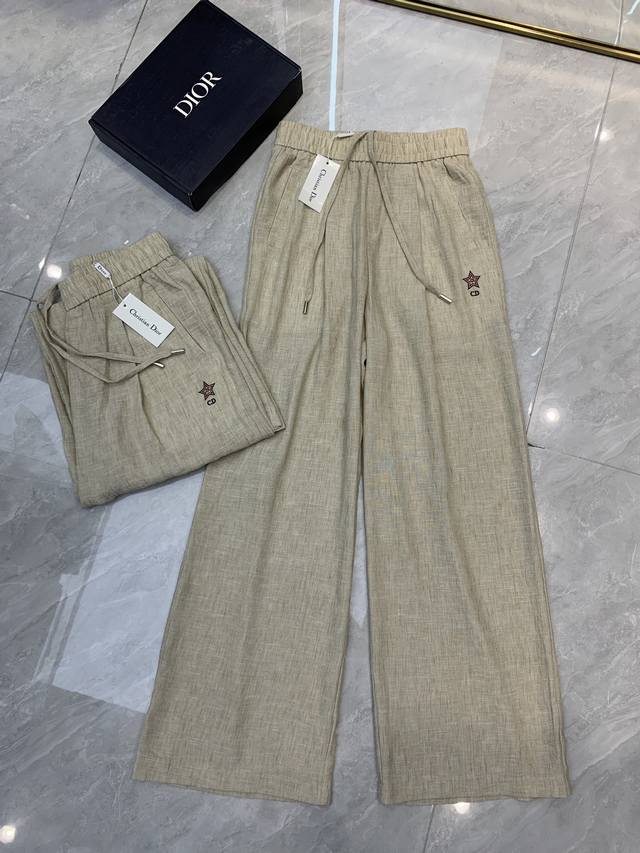 cd Five-Pointed Star Embroidered Linen Straight Pants. The Style Of These Pan